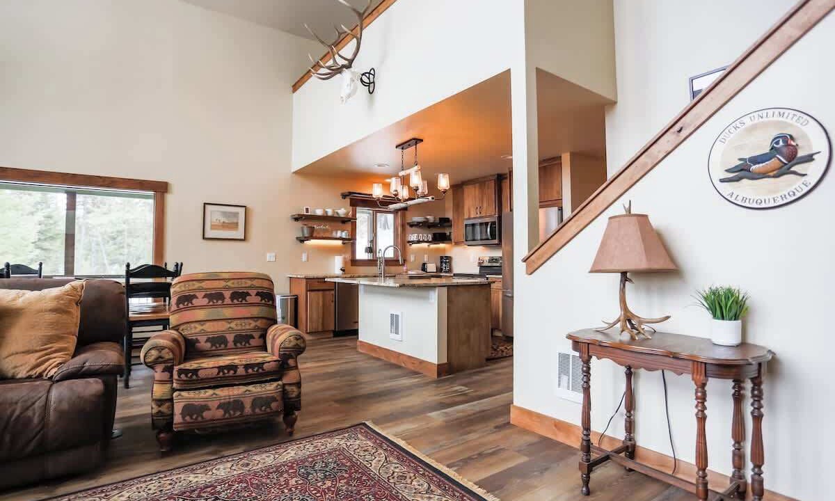 Photo of Livingroom in New Meadows