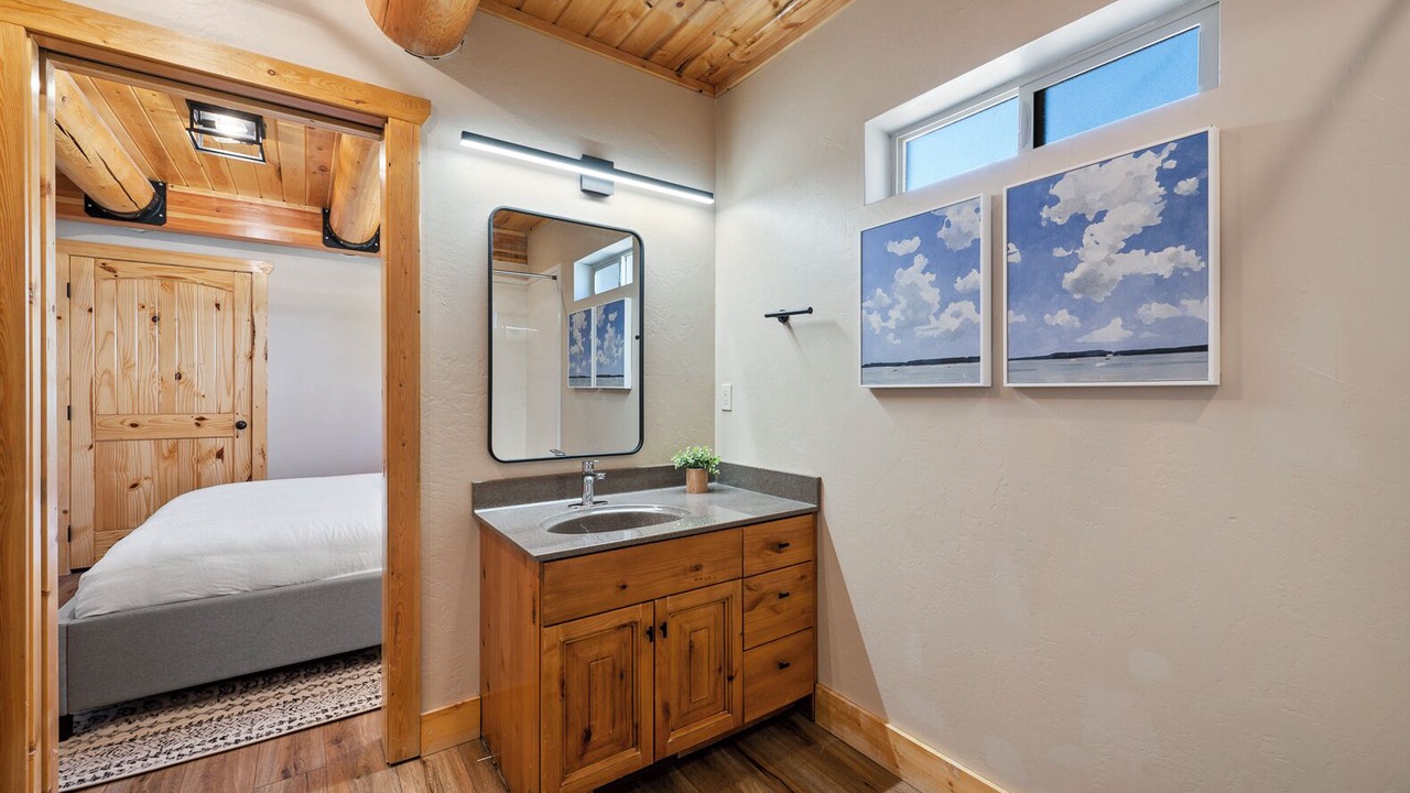 Photo of Bathroom in Garden City