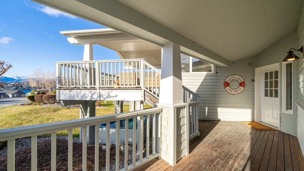 Photo of Patio Balcony in Wapato Point