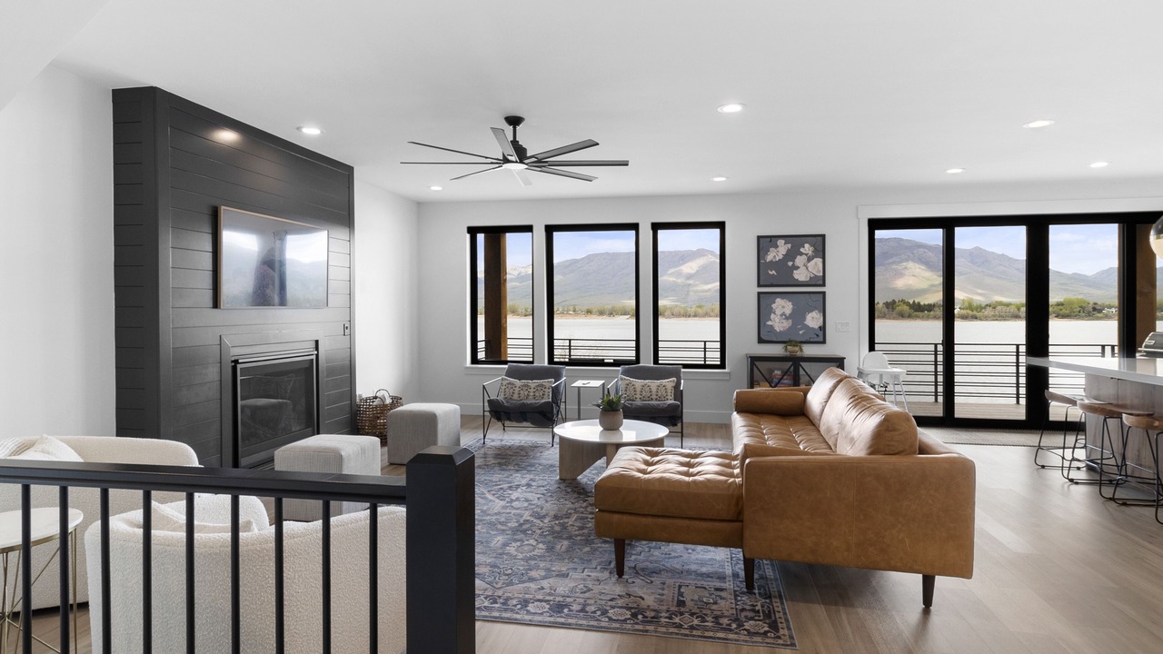 Photo of Livingroom in Ogden