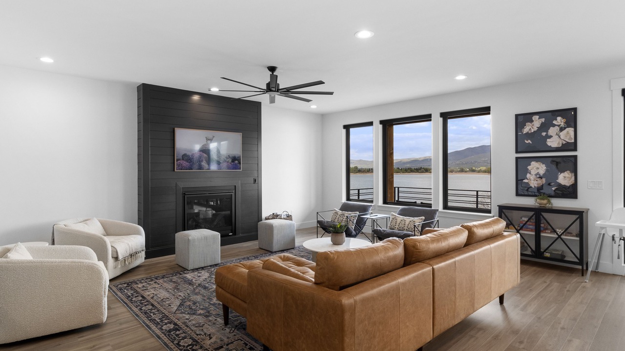 Photo of Livingroom in Ogden
