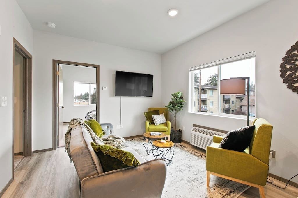 Photo of Livingroom in South Perry District