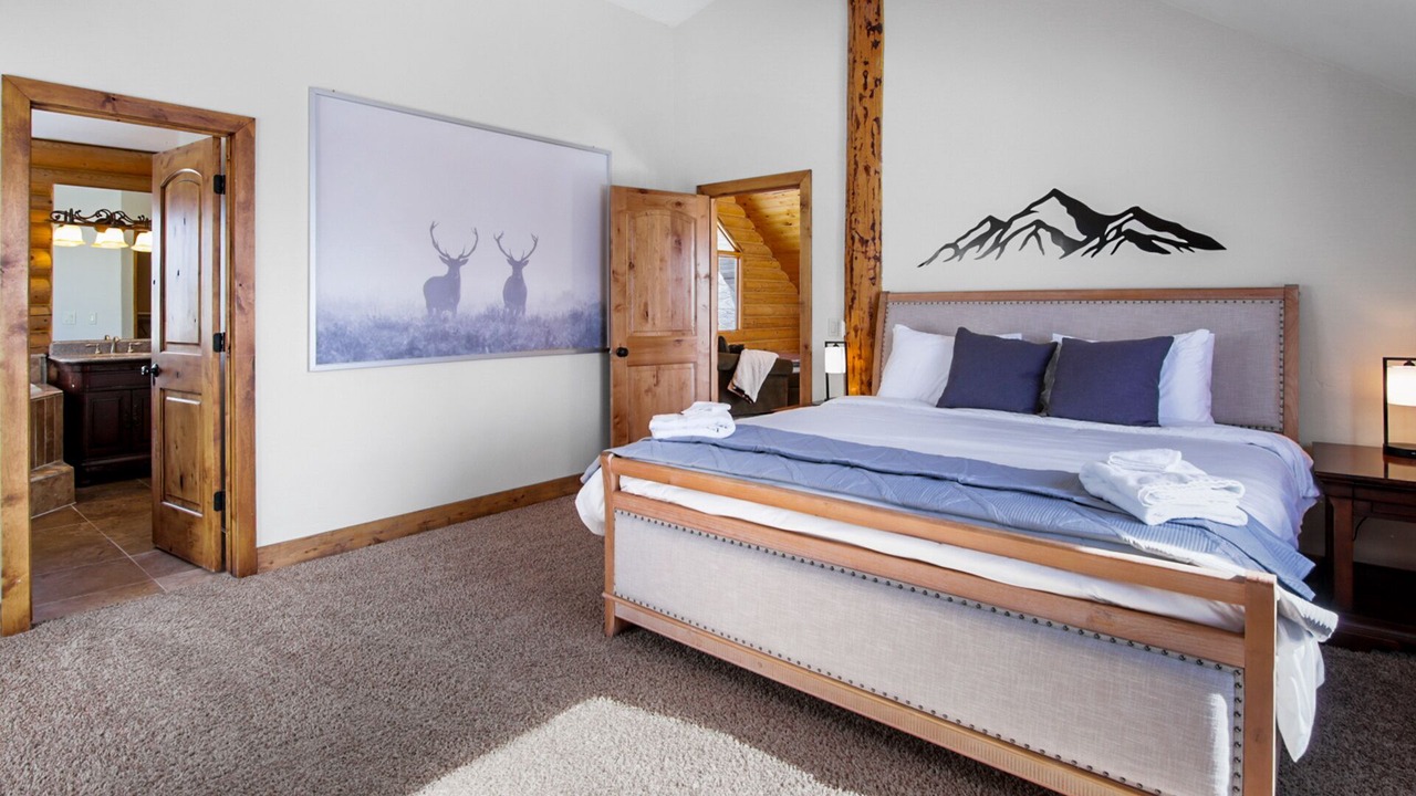 Photo of Bedroom in Tollgate Canyon