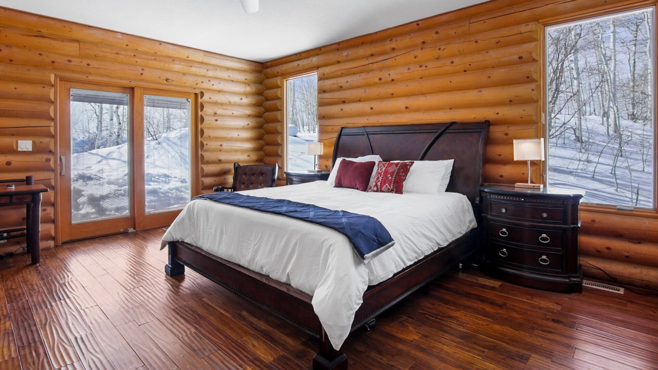 Photo of Bedroom in Tollgate Canyon