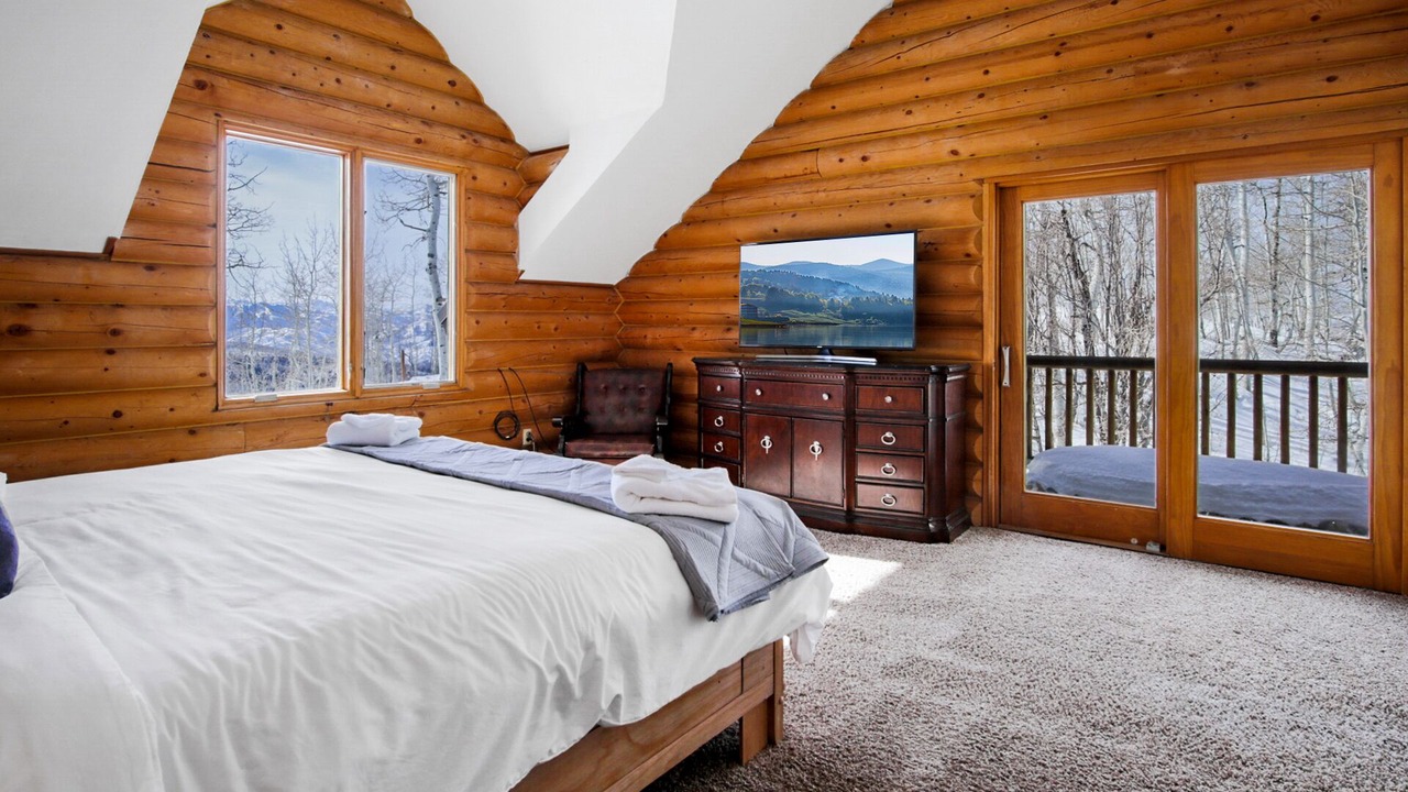 Photo of Bedroom in Tollgate Canyon