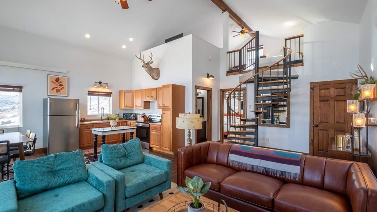 Photo of Livingroom in Emigrant