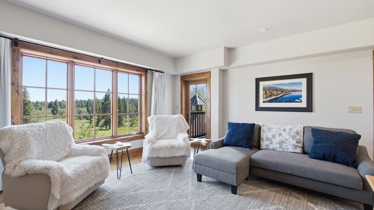 Photo of Livingroom in Tamarack