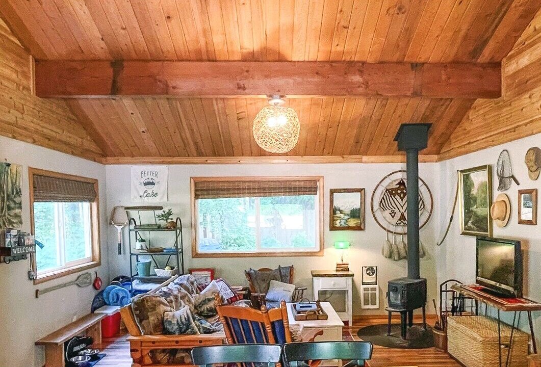 Photo of Livingroom in Hoodsport