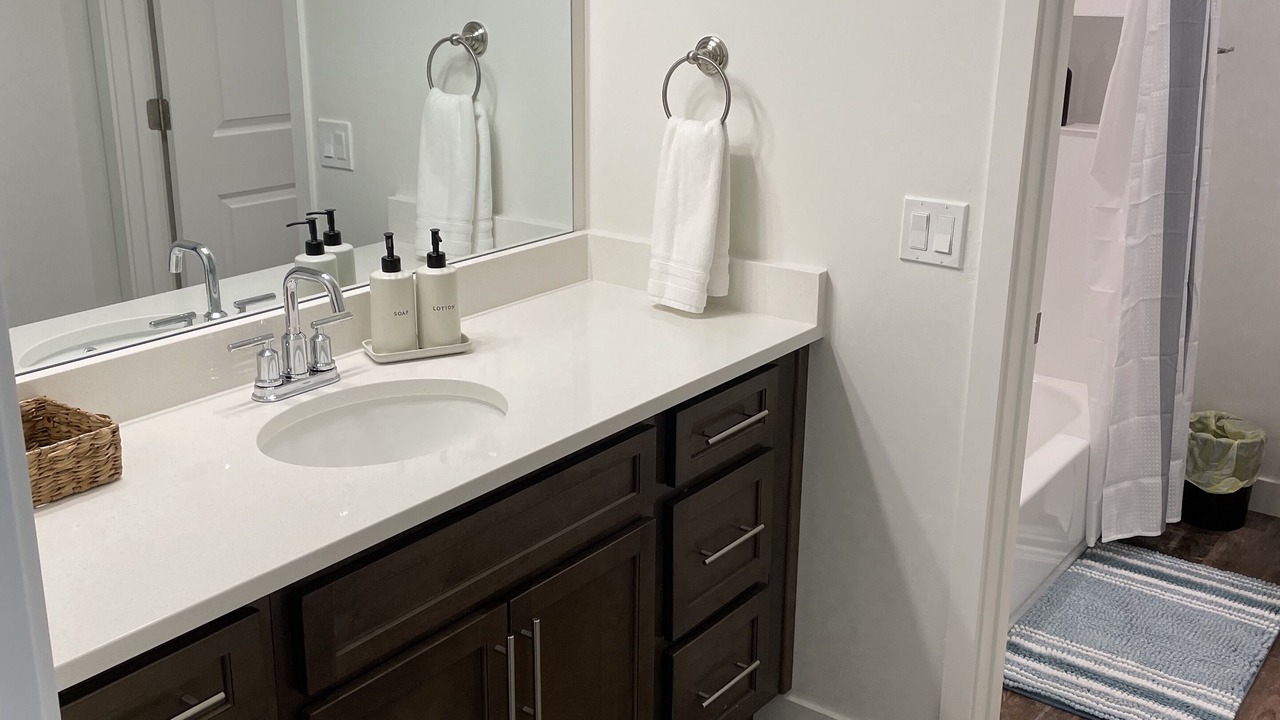 Photo of Bathroom in Garden City