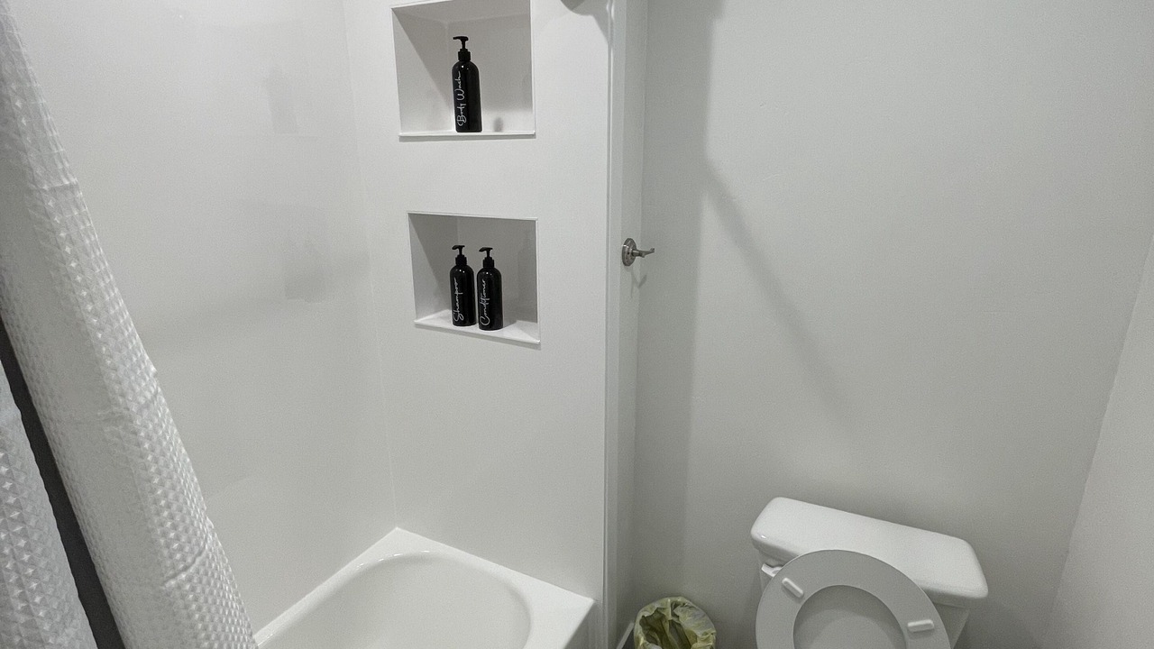 Photo of Bathroom in Garden City