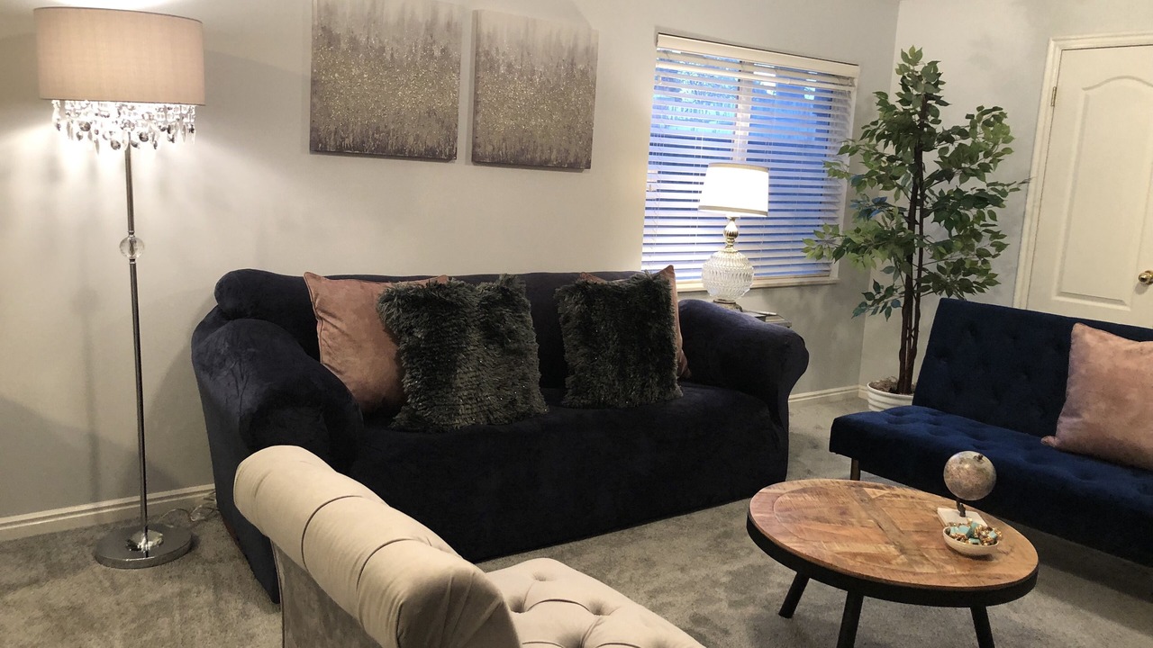 Photo of Livingroom in Millcreek