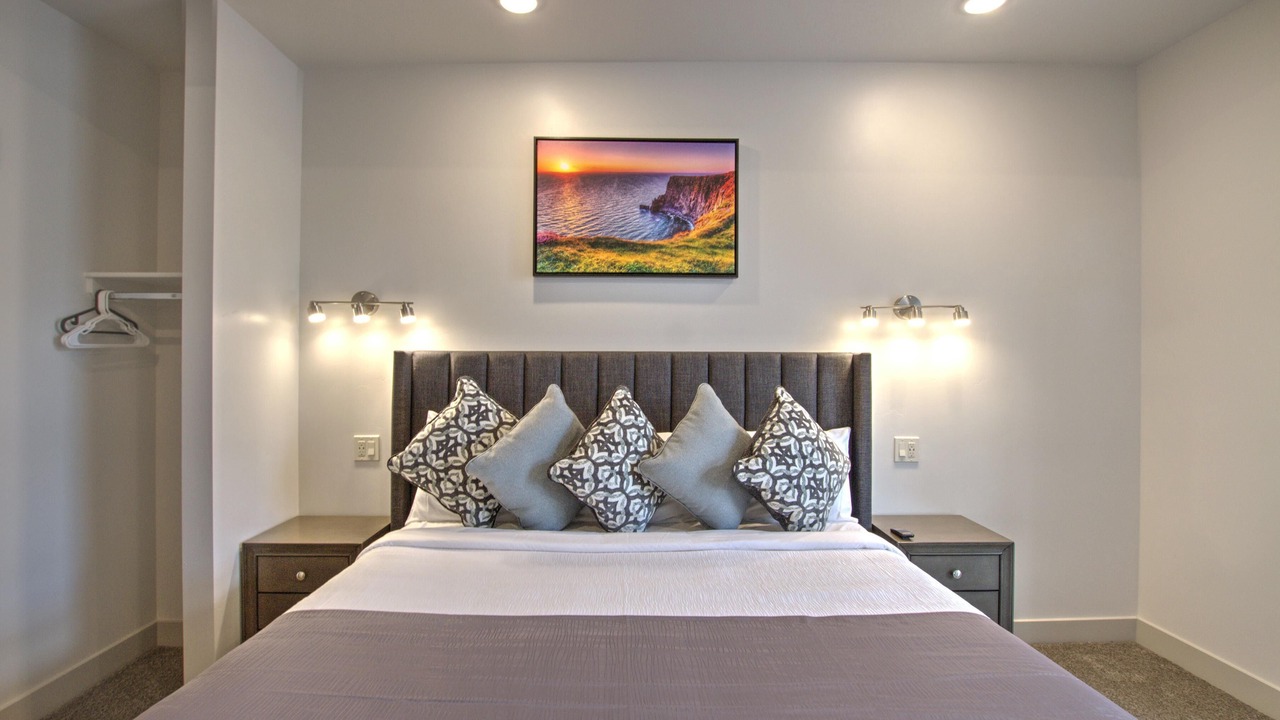 Photo of Bedroom in Garden City