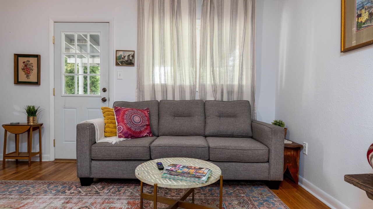 Photo of Livingroom in Caldwell