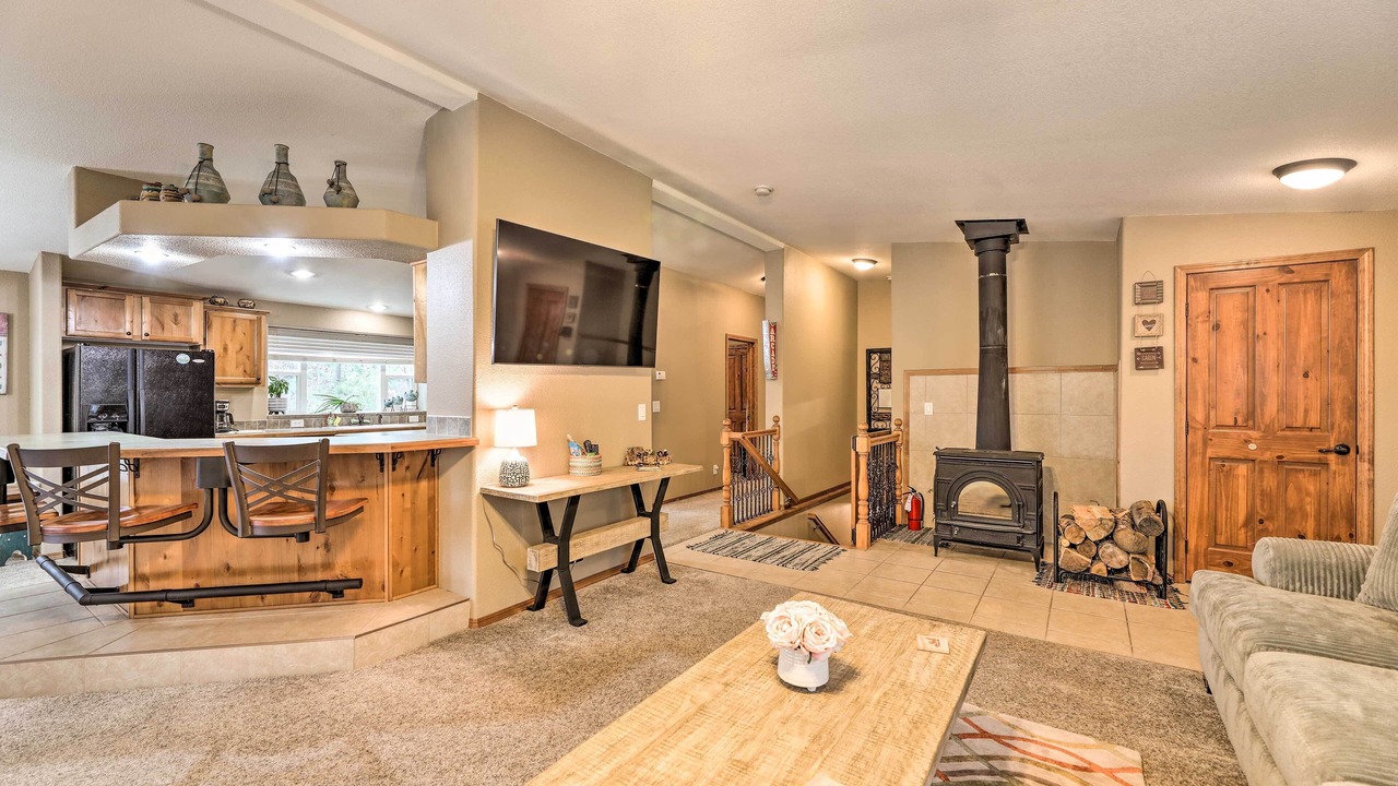 Photo of Livingroom in Irwin