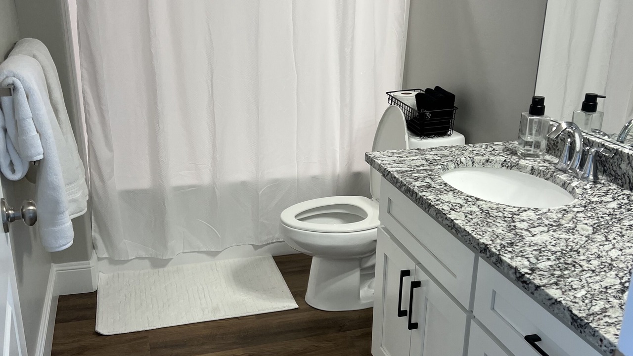 Photo of Bathroom in Garden City