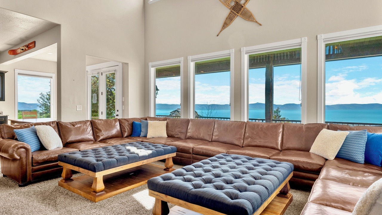 Photo of Livingroom in Fish Haven