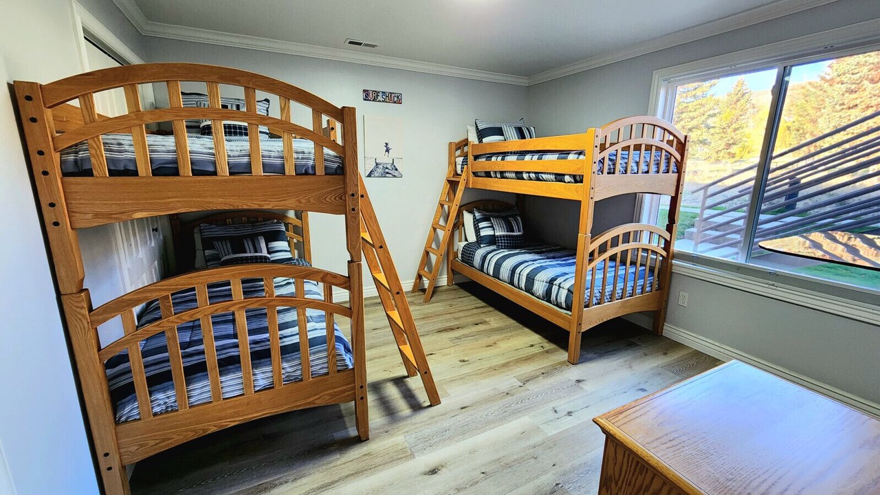 Photo of Bedroom in Harbor Village