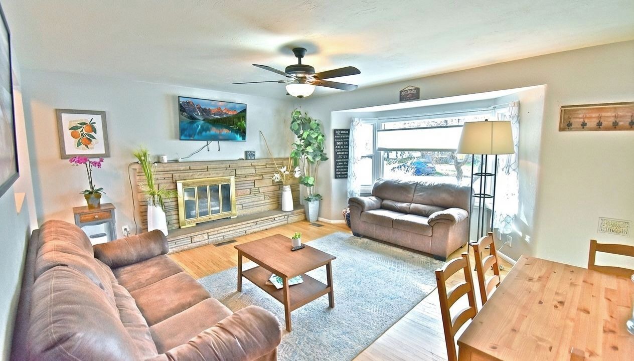 Photo of Livingroom in Sugar House