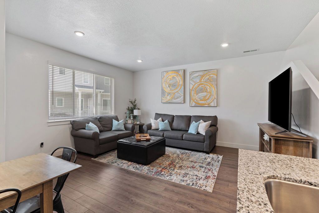 Photo of Livingroom in North Ogden