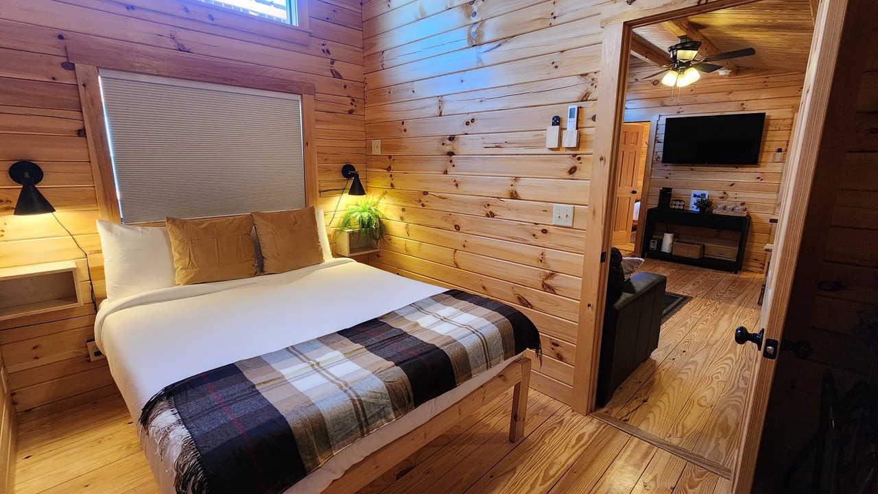 Photo of Bedroom in Last Chance