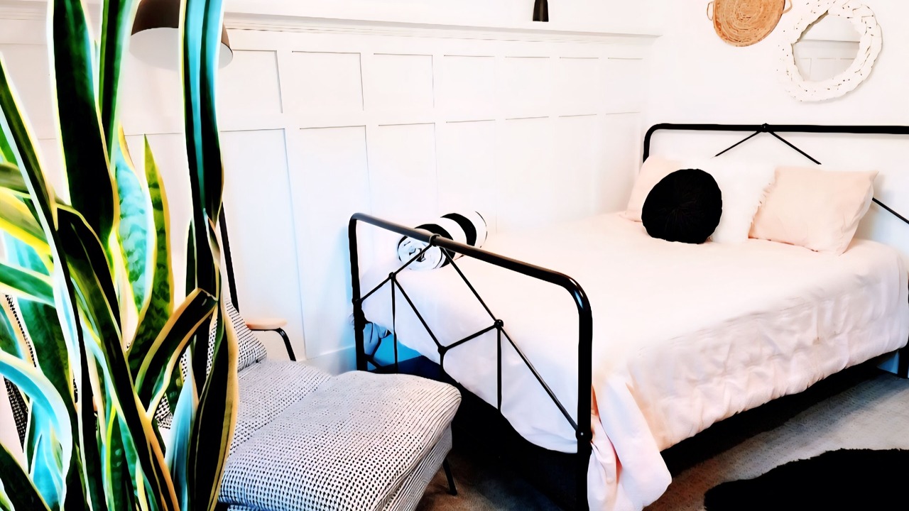 Photo of Bedroom in Layton
