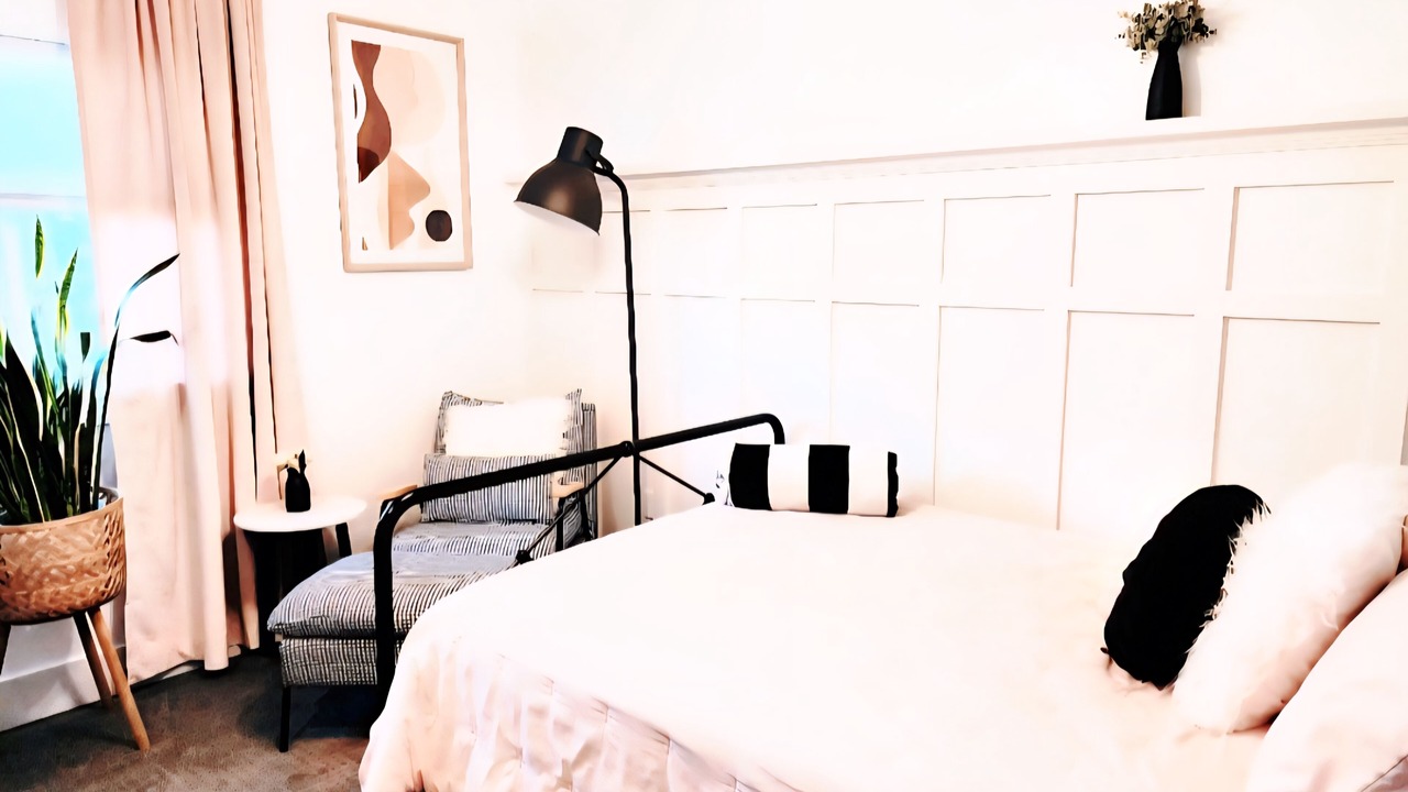 Photo of Bedroom in Layton