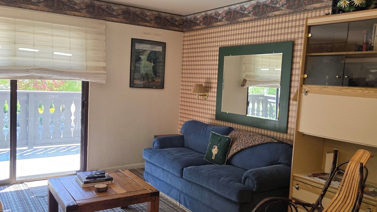 Photo of Bedroom in Warm Springs