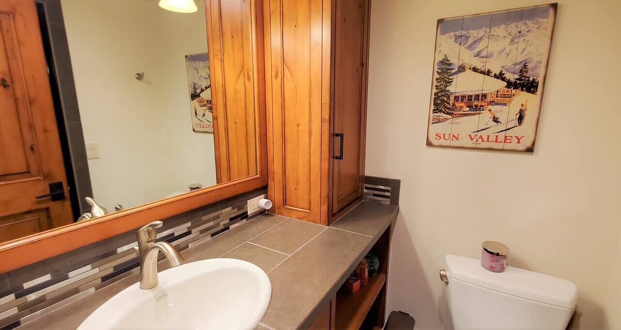 Photo of Bathroom in Warm Springs