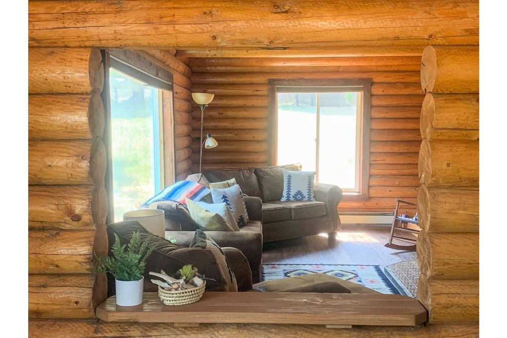 Photo of Livingroom in Garden Valley