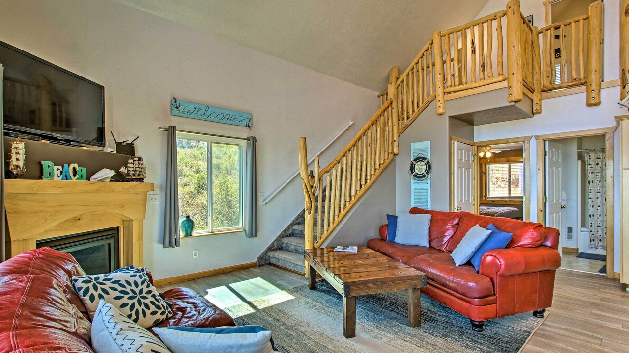 Photo of Livingroom in Harbor Village
