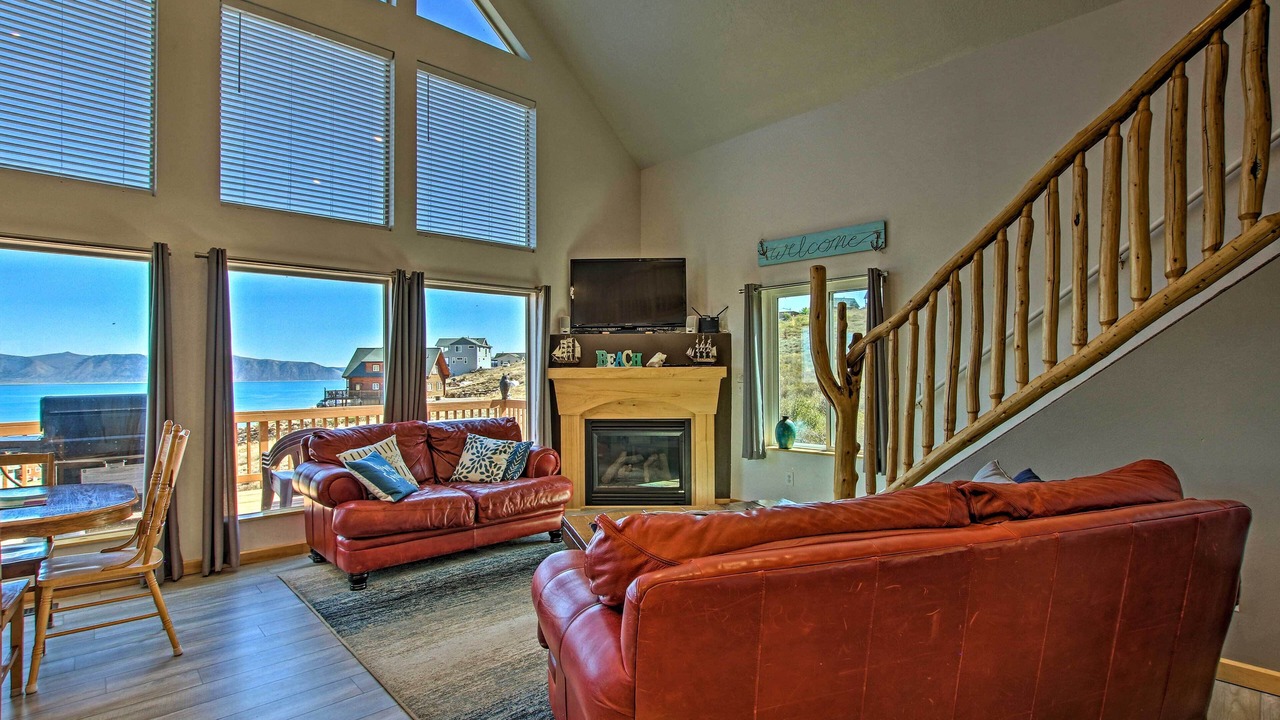 Photo of Livingroom in Harbor Village
