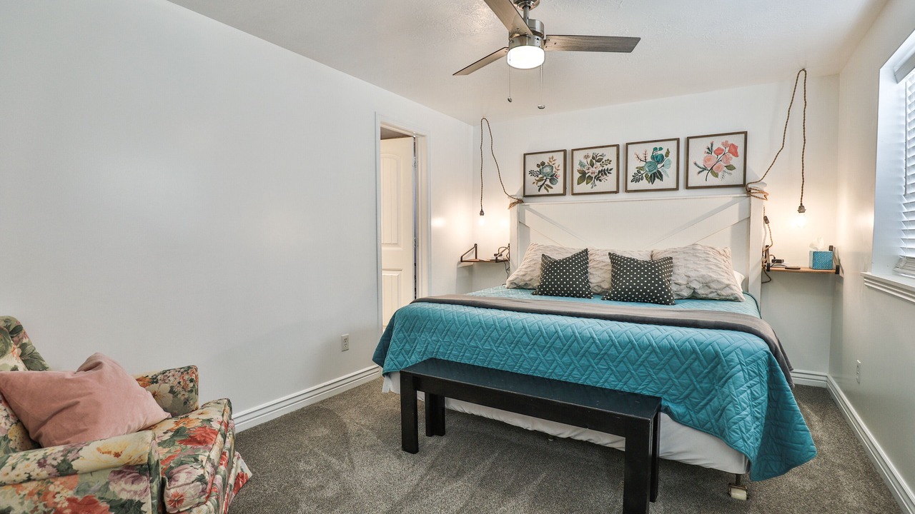 Photo of Bedroom in Farr West