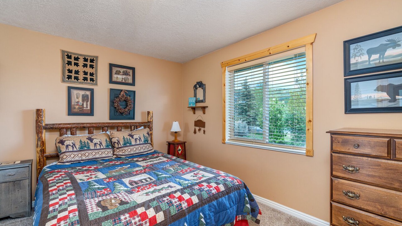 Photo of Bedroom in Sweetwater