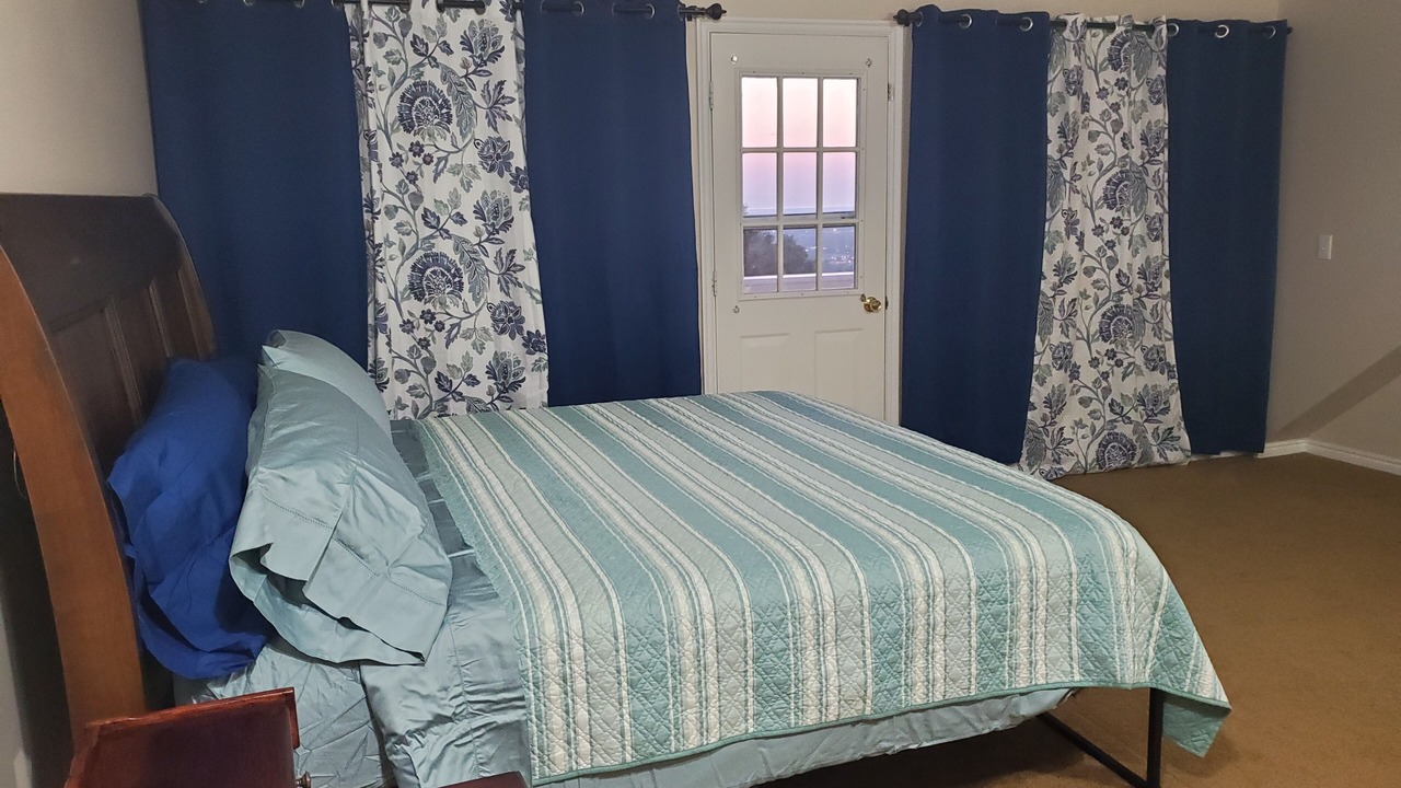 Photo of Bedroom in Bountiful