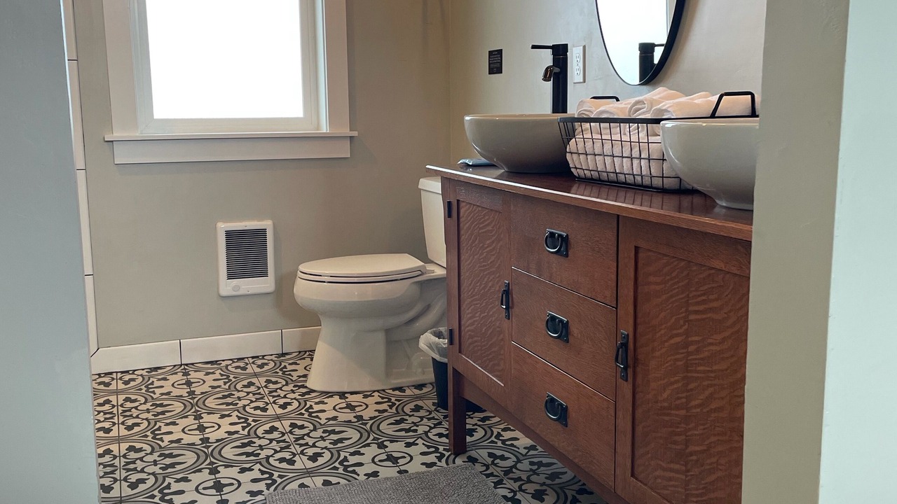 Photo of Bathroom in Ellensburg