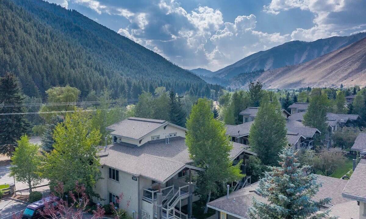 Photo of Outdoor in Warm Springs
