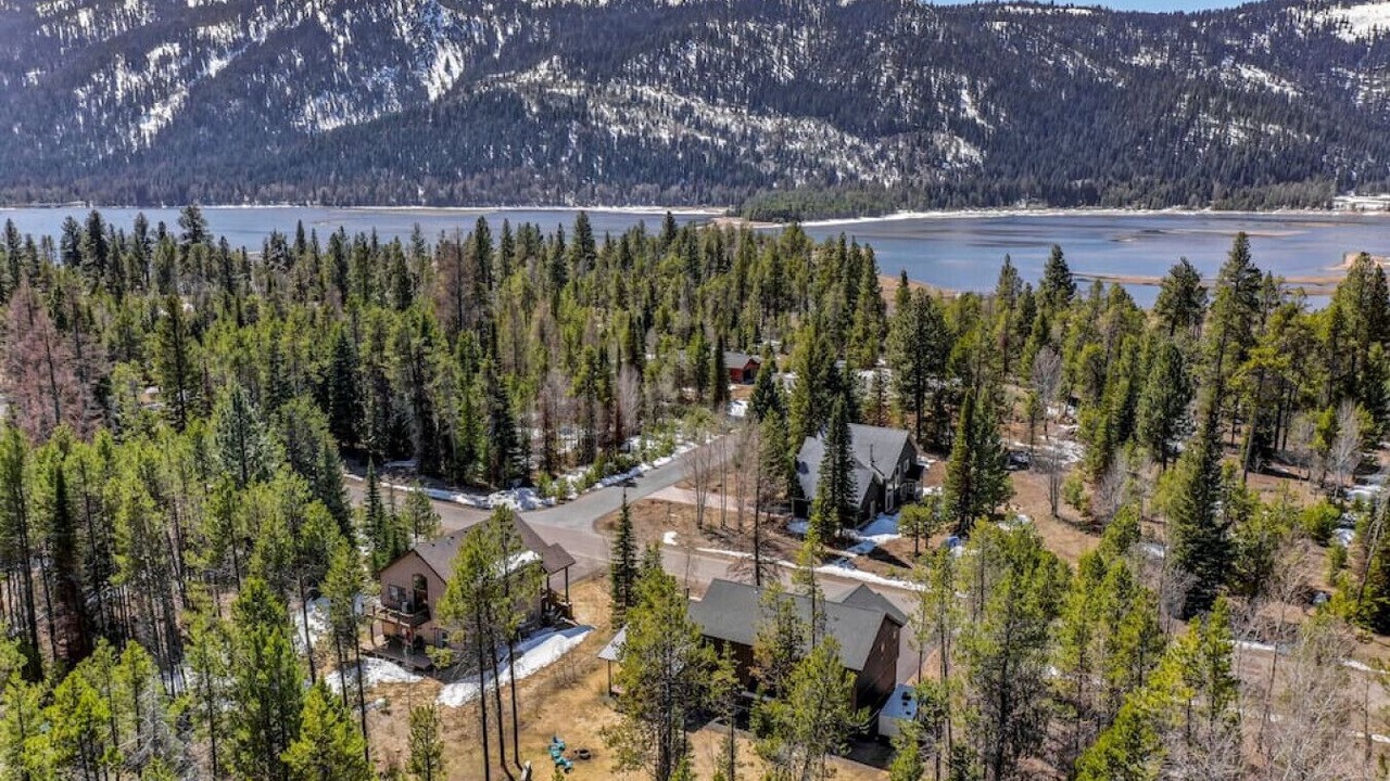 Photo of Outdoor in Donnelly