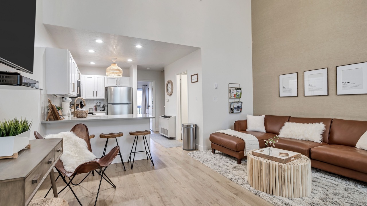 Photo of Livingroom in Wolf Creek