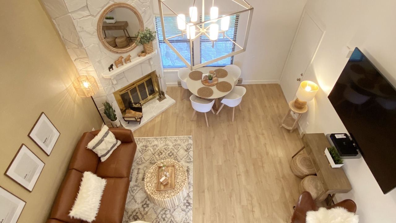 Photo of Livingroom in Wolf Creek