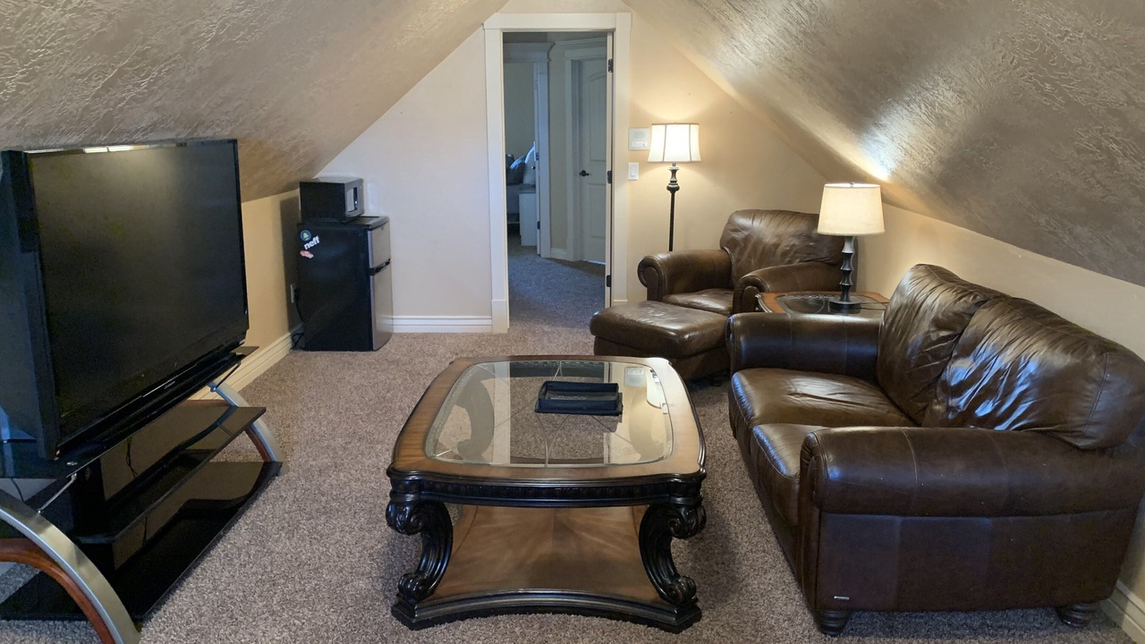 Photo of Livingroom in West Haven