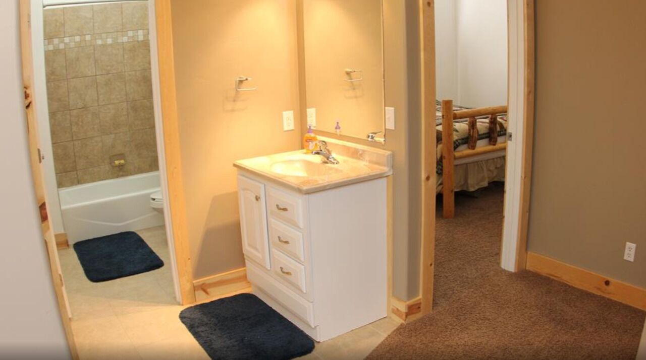Photo of Bathroom in Harbor Village
