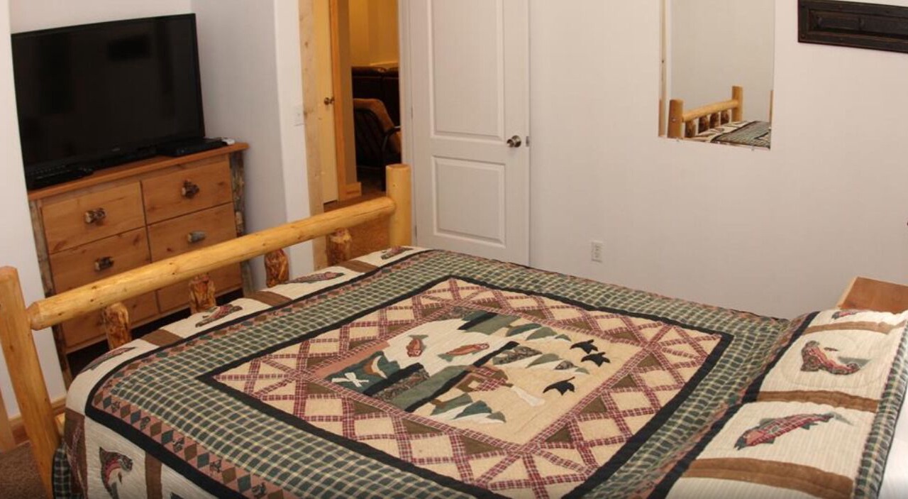 Photo of Bedroom in Harbor Village