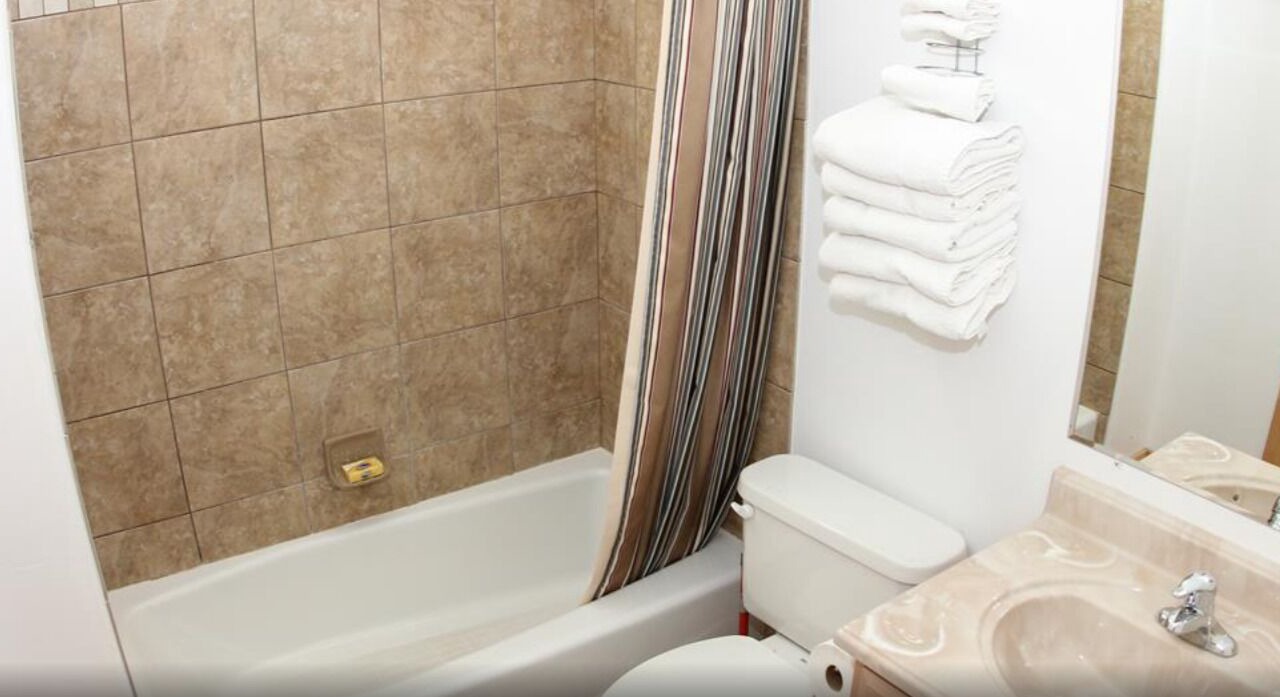 Photo of Bathroom in Harbor Village