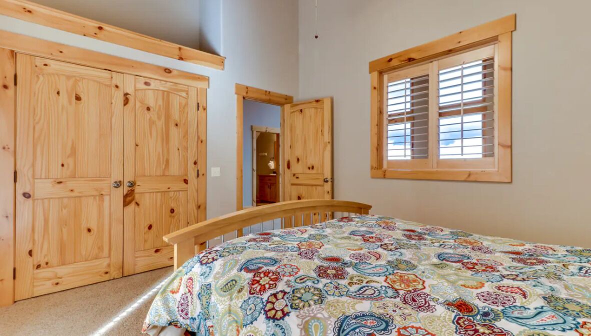 Photo of Bedroom in Harbor Village
