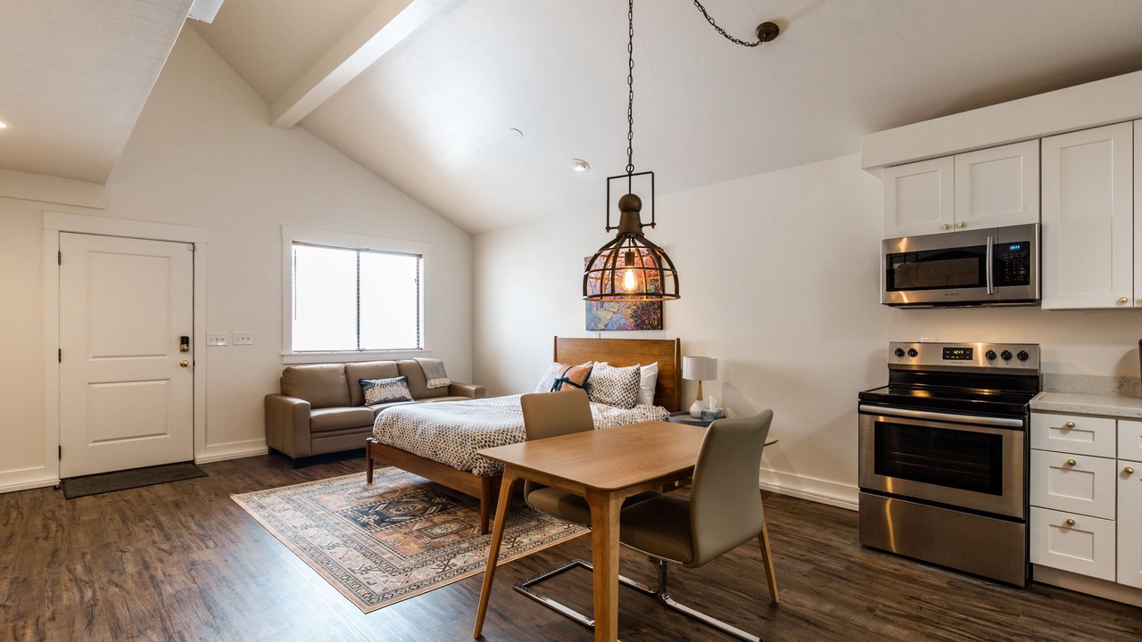 Photo of Bedroom in Holladay