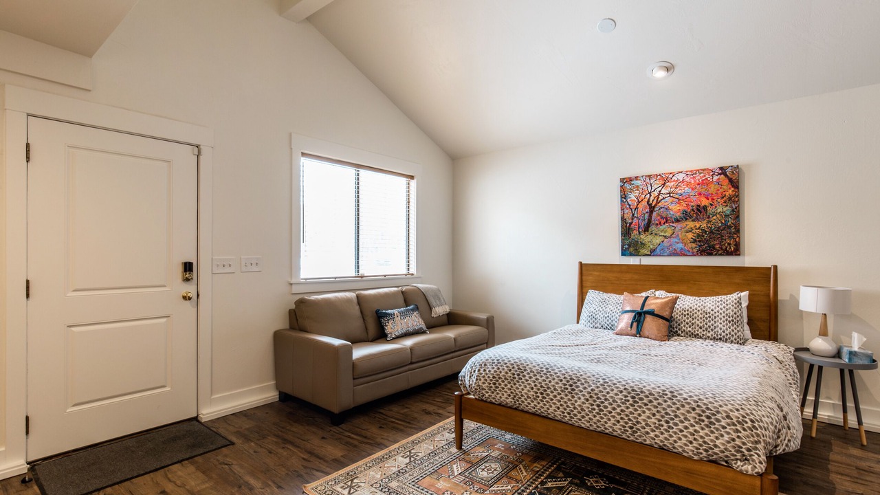 Photo of Bedroom in Holladay