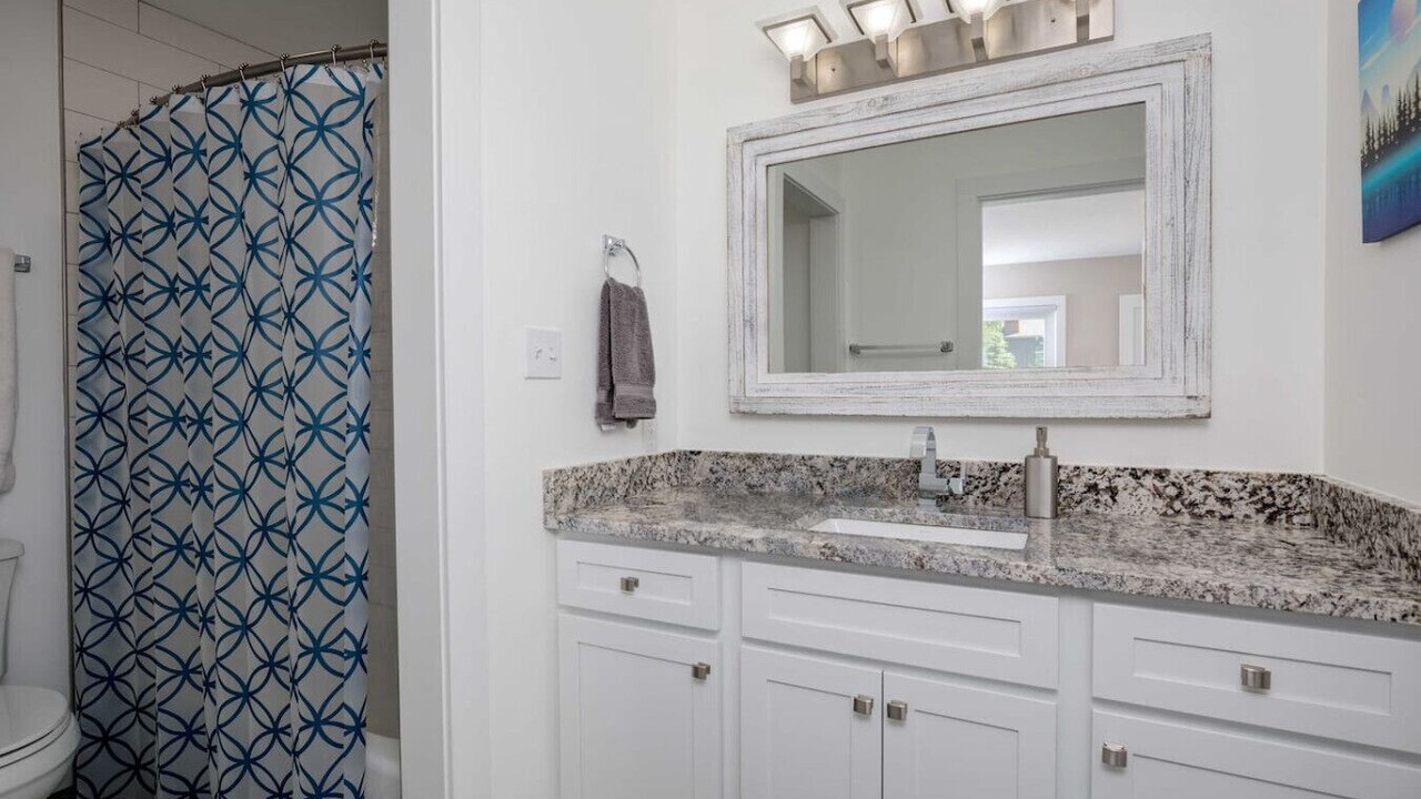 Photo of Bathroom in Big Sky