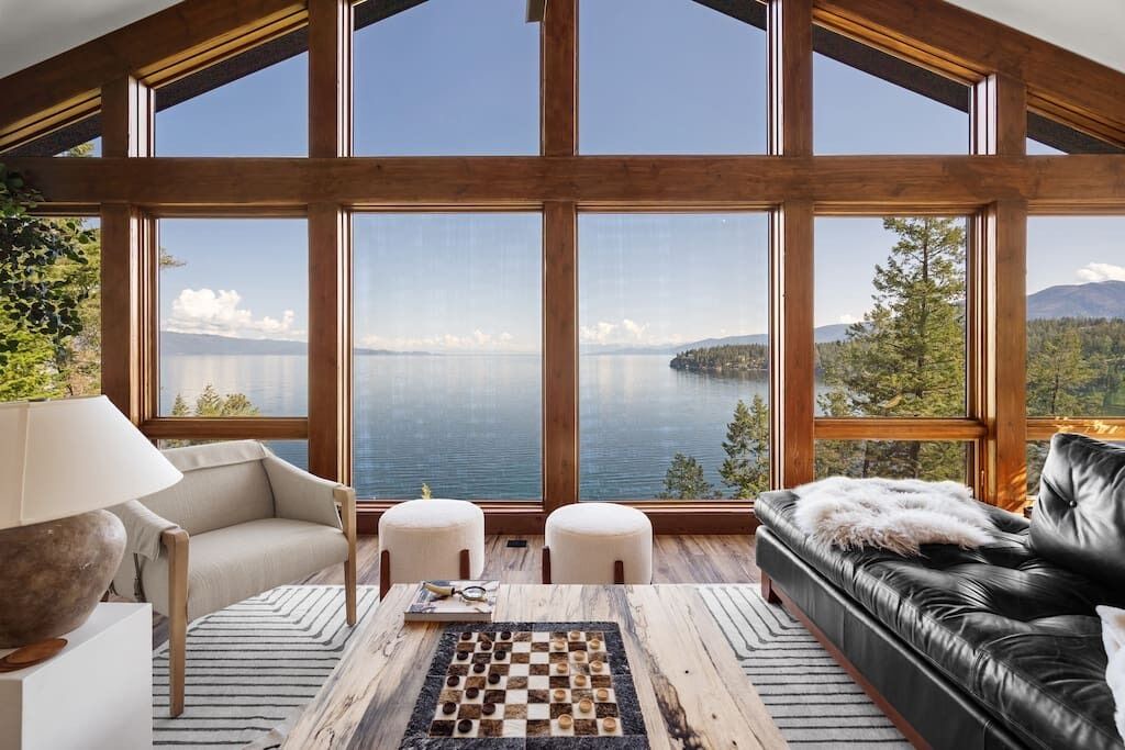 Photo of Livingroom in Finley Point