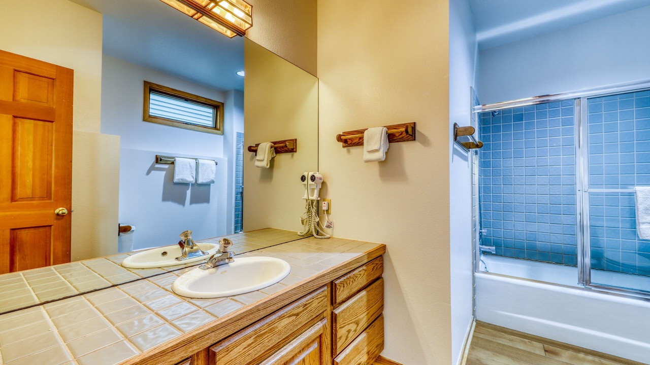 Photo of Bathroom in Warm Springs