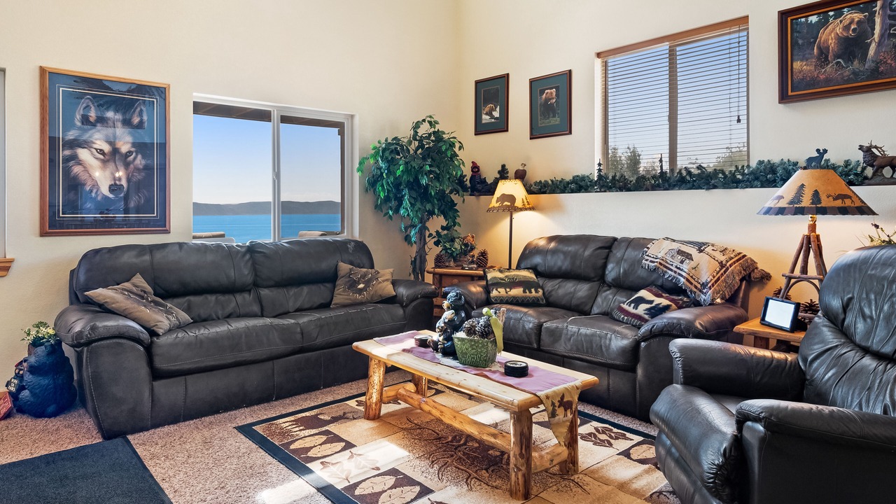 Photo of Livingroom in Fish Haven